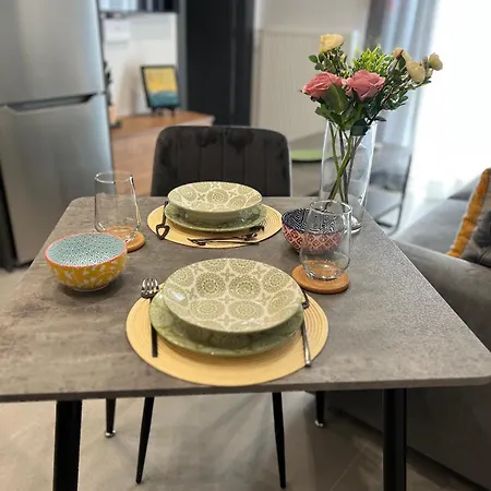 Διαμέρισμα Oasis In With 500 Mbps Internet