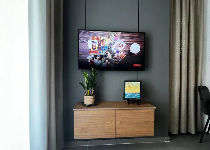 Oasis In With 500 Mbps Internet شقة *