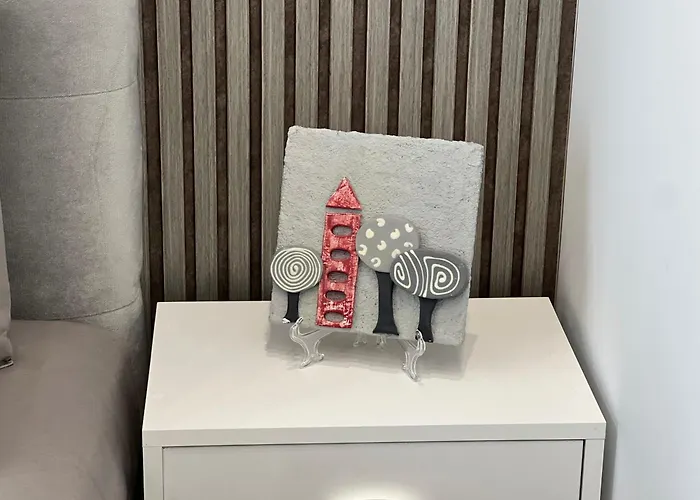 Apartment Oasis In With 500 Mbps Internet