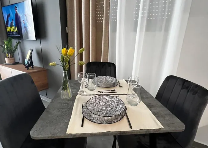 Oasis In With 500 Mbps Internet Apartment Thessaloniki
