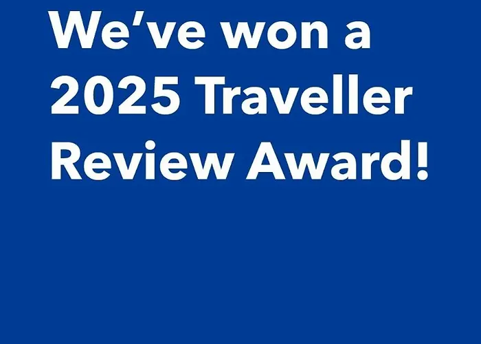 Oasis In With 500 Mbps Internet Apartment *